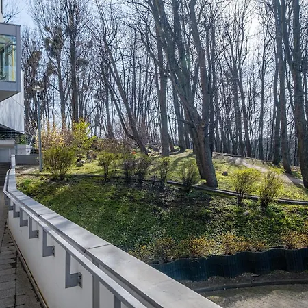 Kaskada Parking & Balcony By Axel Daire *