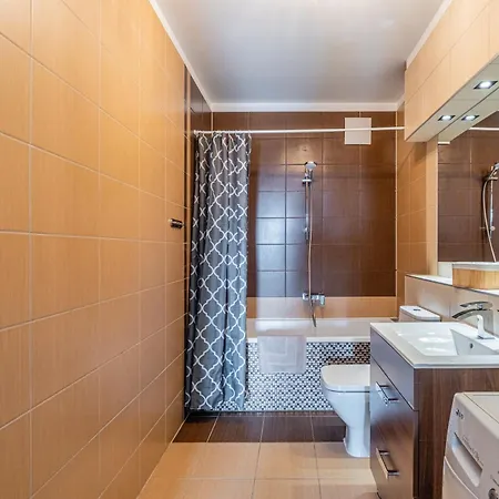 Kaskada Parking & Balcony By Axel *